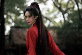 Meng Zi Yi Shines Amidst The Legend of Heroes Controversy