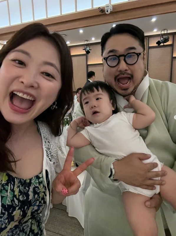 Kang Jae jun and Lee Eun hyungs Sons First Birthday Kang Jae-jun and Eunhyeong's Son's First Birthday